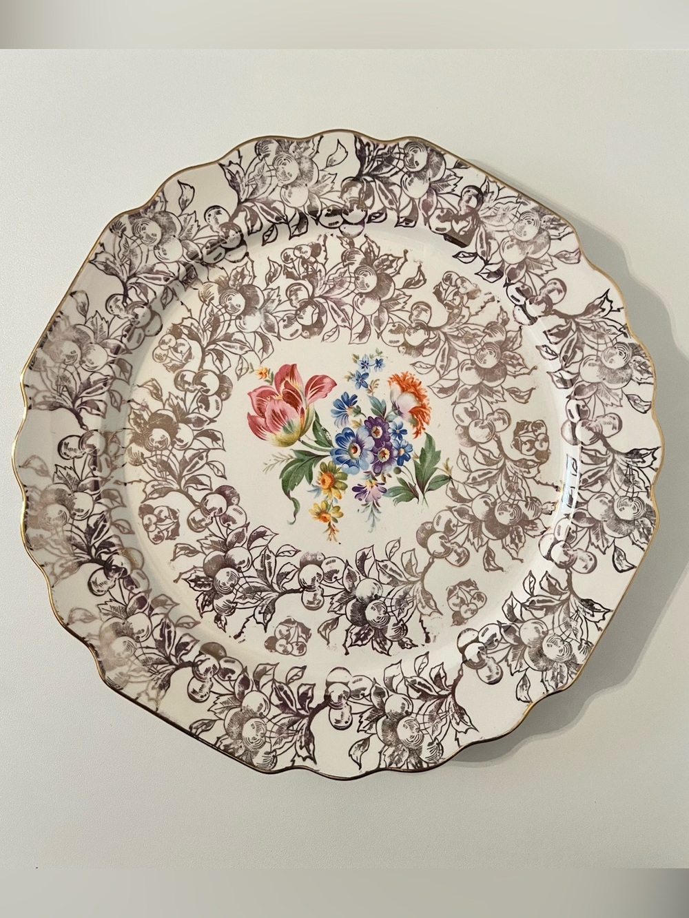 Vintage W S George Lido Canarytone Lido Plate with 22k Gold Trim, USA Made